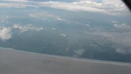 Aussicht Fenster Flugzeug Wolken