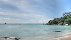 Pano-Blauer-Himmel-Insel